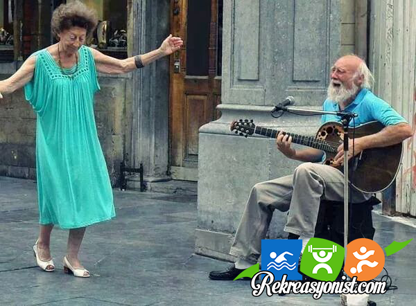 İleri Yaşlarda Rekreasyon